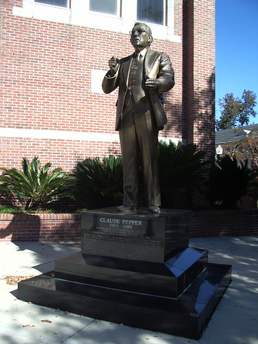 pepper statue